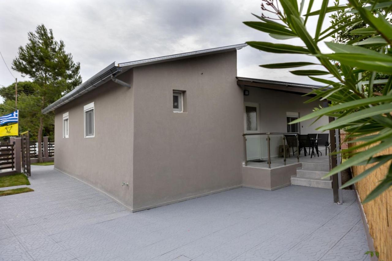K&M Villas Nea Kallikrateia Bagian luar foto